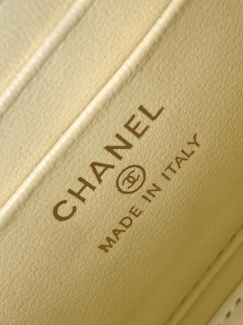 Ch**el cosmetic bags